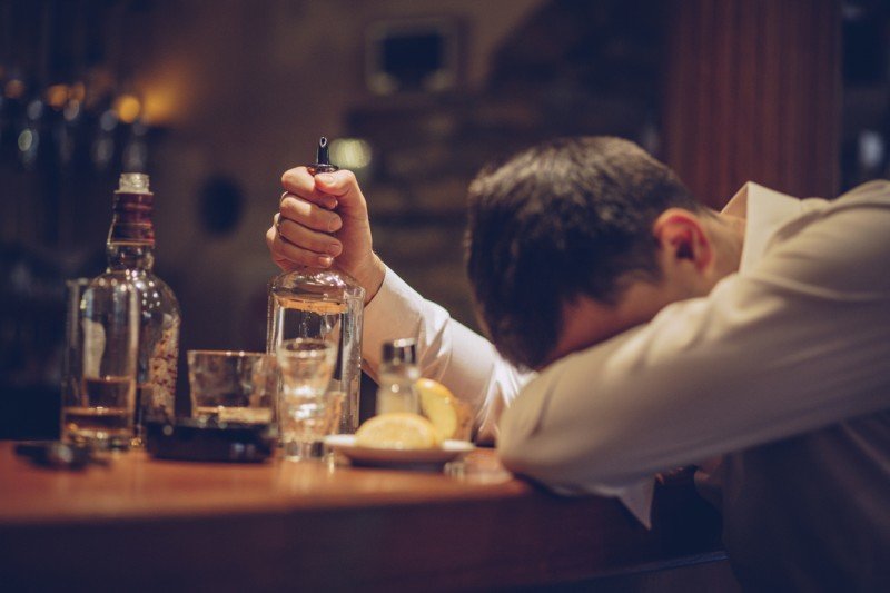 En este momento estás viendo Tratamiento alcoholismo